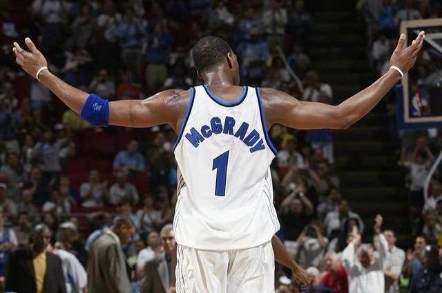 记者：凯恩已决定不在明夏激活解约条款，双方计划续约（记者：凯恩决定明夏不启用解约条款，双方拟续约）