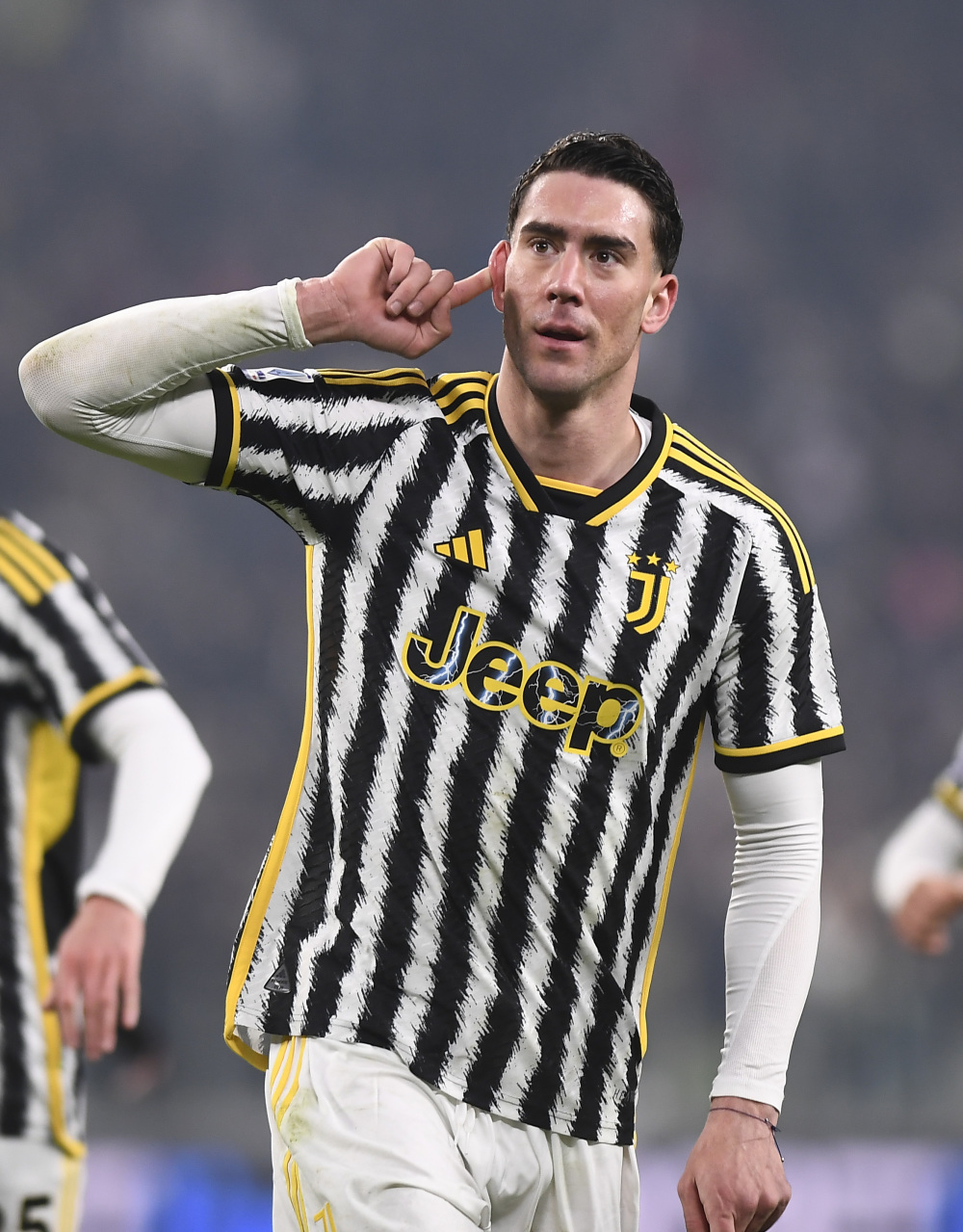 这脚抽射太干脆了（这一脚抽射干净利落）