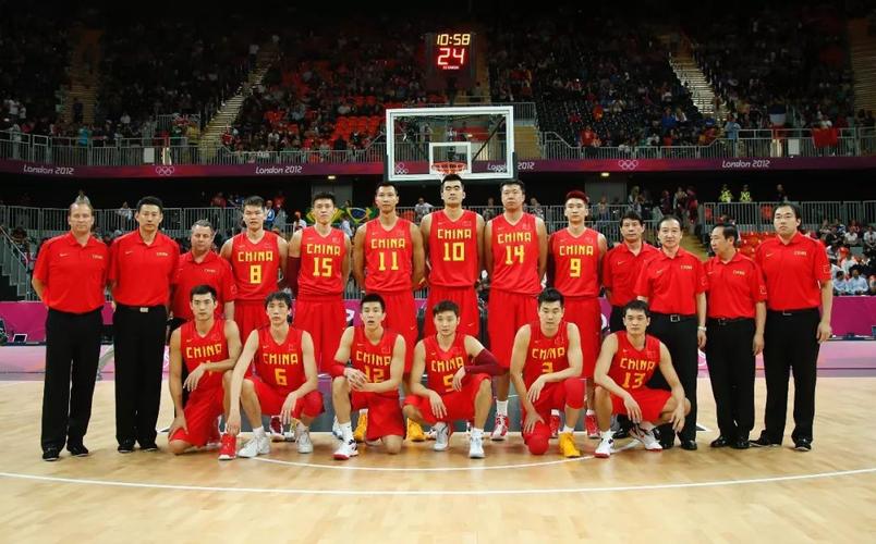 米体：库普梅纳斯在尤文56场已踢过6个位置，他需要找回稳定（米体：库普梅纳斯在尤文56战涉足6位置，亟待找回稳定状态）