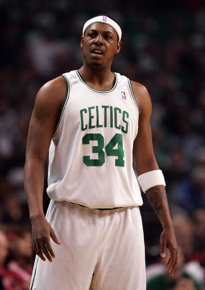 拜仁2025年至今德甲客场不败，距离队史第3次全年不败还差2场（拜仁2025年德甲客场仍未尝败绩，距队史第3次全年不败仅差两场）