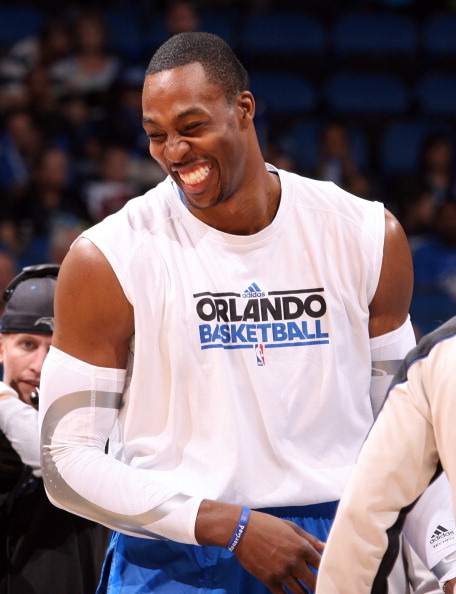 donk：chopper发高烧回合间只能闭眼休息，他真的燃尽了（donk称：chopper高烧，回合间只能闭眼休息，已彻底燃尽）